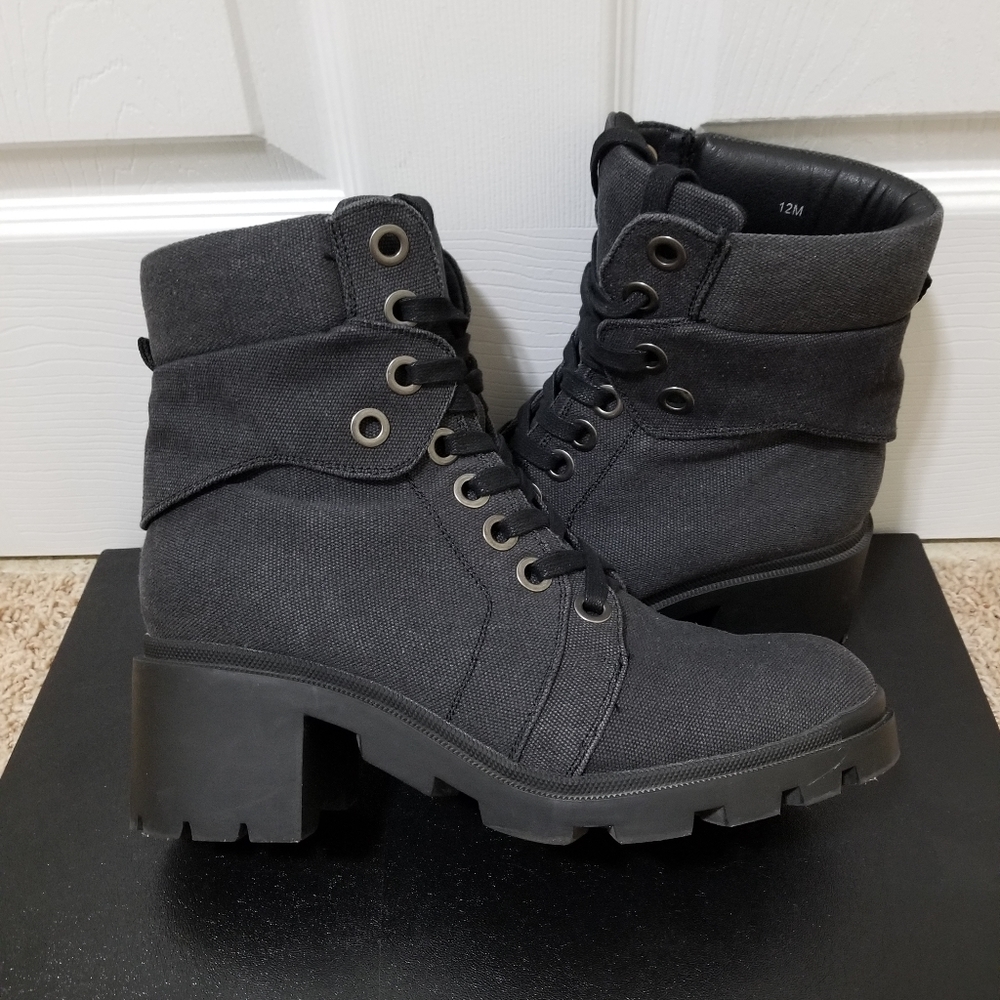 Maurices, Lace Up Hiker Boot, Women's Size 12, Charcoal Gray